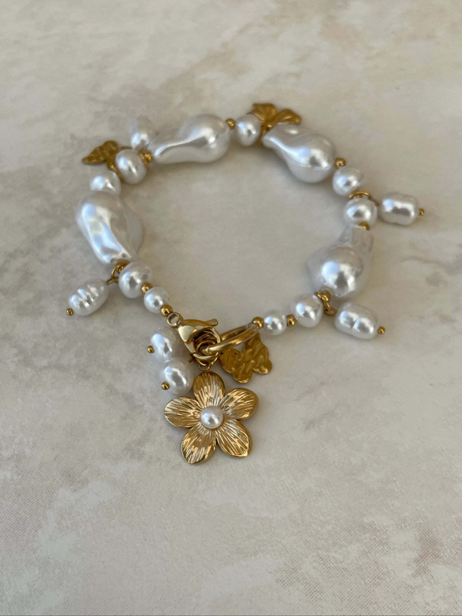 Pulsera de acero inoxidable y perla acrílica – photo 3